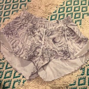Lululemon hotty hot shorts